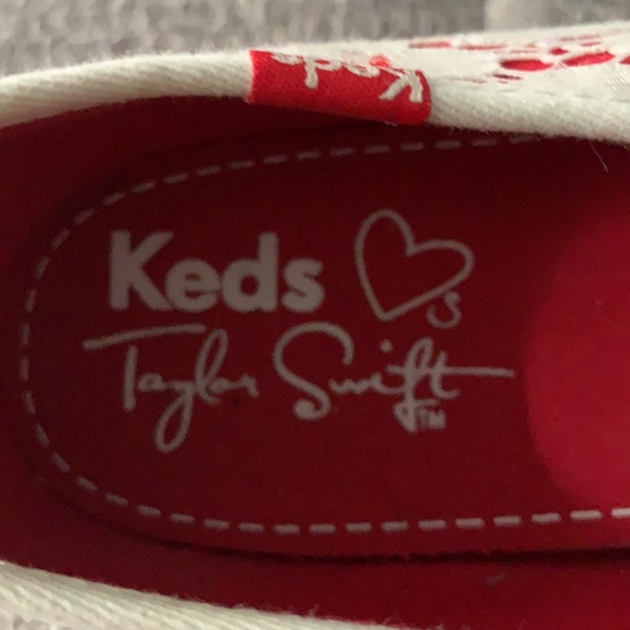 Taylor Swift keds - Picture 3 of 3